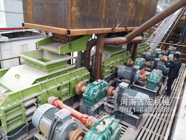 為什么細(xì)碎作業(yè)選對輥機？成品粒度自由調(diào)節(jié)是關(guān)鍵！